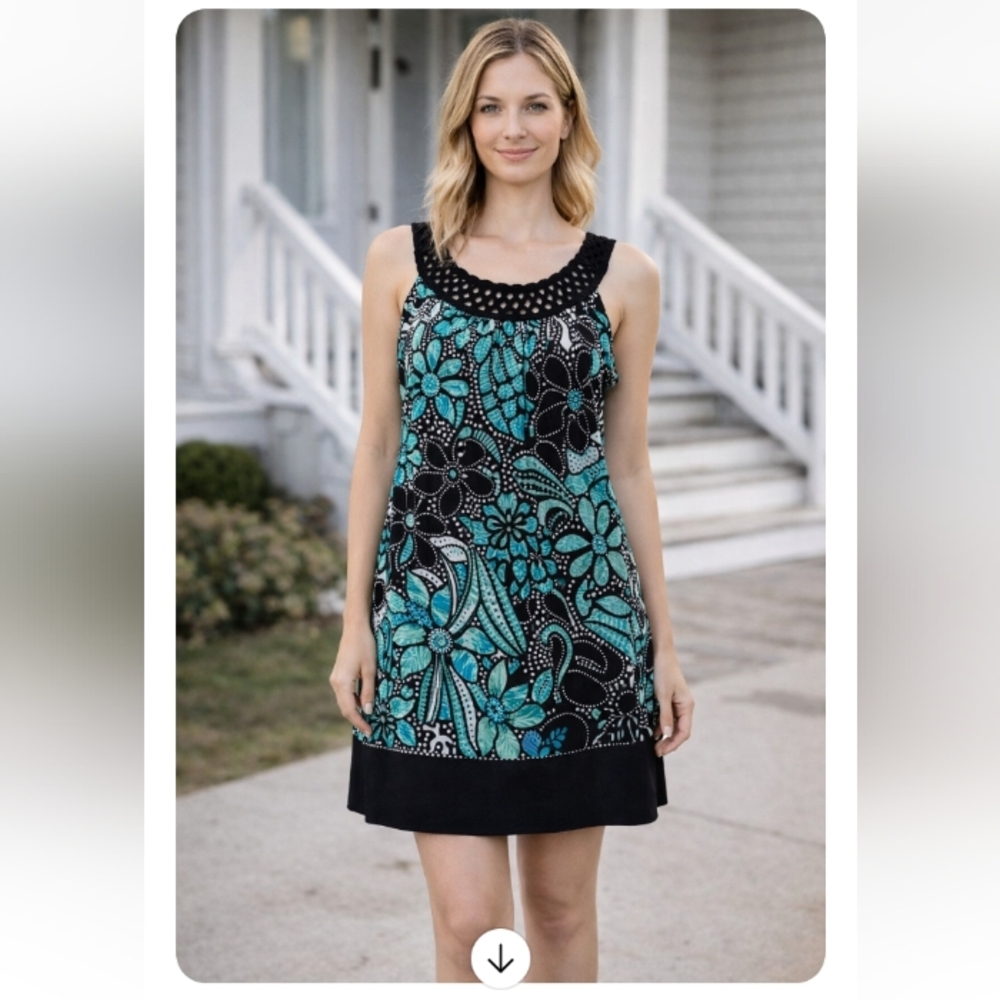 Wrapper Blue & Black Floral Mini Dress Size Large Crochet Neckline Boho